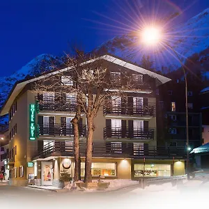Emet Hotel